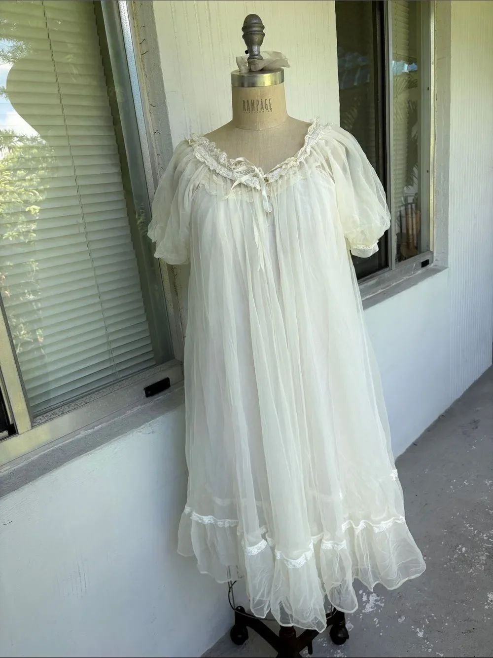 Vintage Lisette by Al Sterling